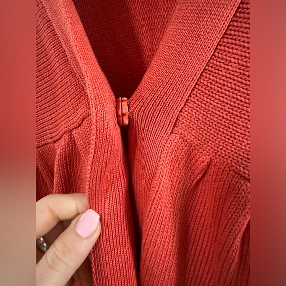 Ann Taylor peach crop cardigan. Size small. - Picture 4 of 6